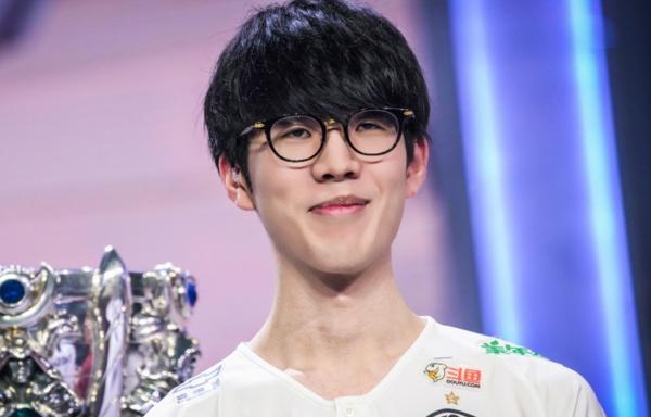 尤文正处于